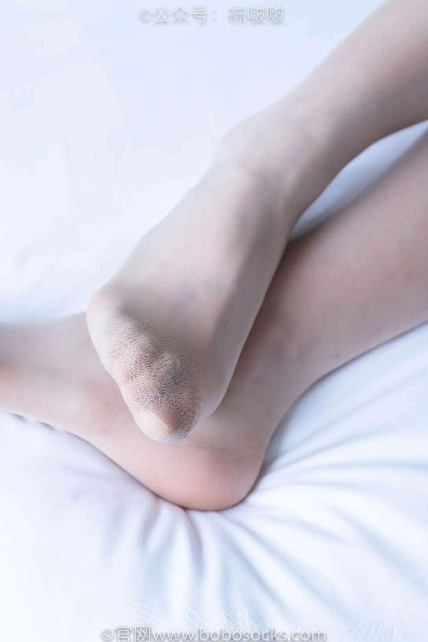 [BoBoSocks袜啵啵]NO.008 涵涵-帆布鞋、白色短棉袜、肉丝 [139P]插图9